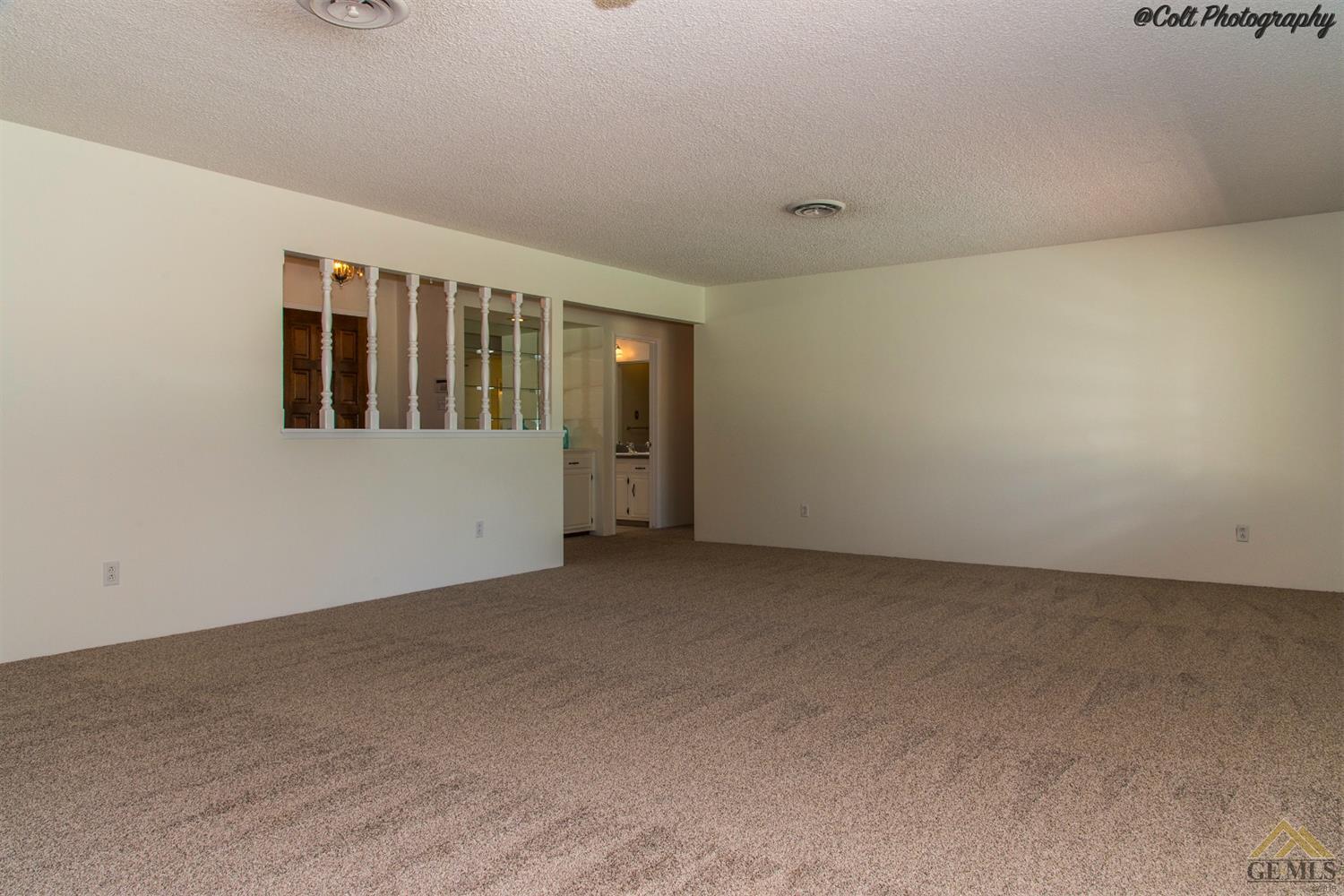 2401 Silver Dr, Bakersfield, CA 93306 photo 7