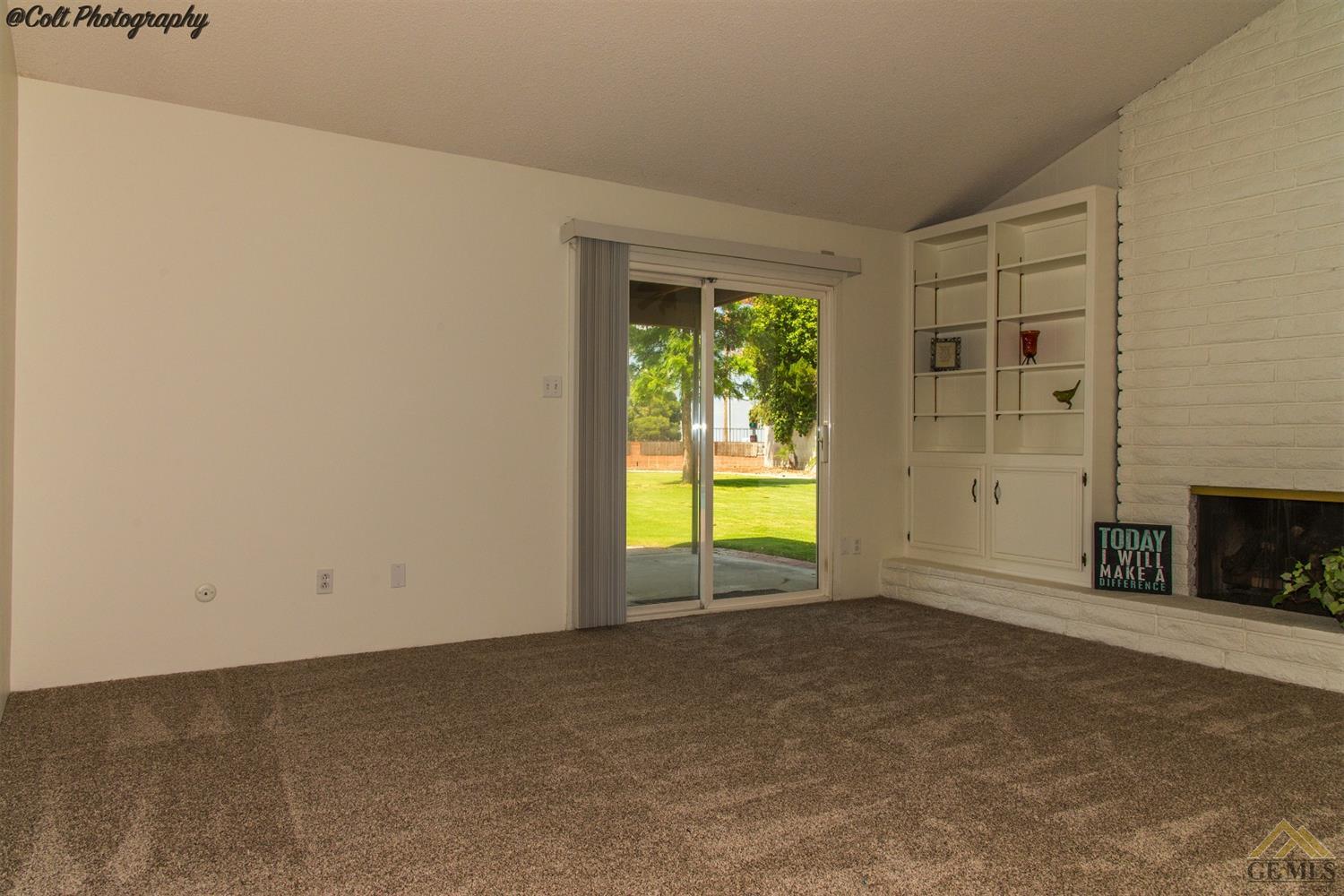 2401 Silver Dr, Bakersfield, CA 93306 photo 11