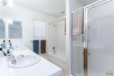 18041 Bowie St, Tehachapi, CA 93561 photo 16