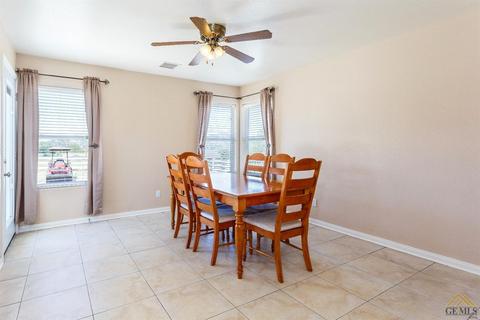 18041 Bowie St, Tehachapi, CA 93561 photo 11