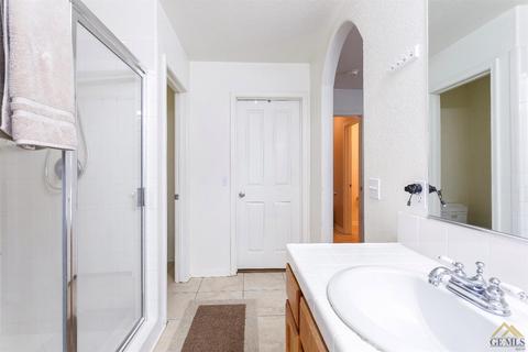 18041 Bowie St, Tehachapi, CA 93561 photo 17