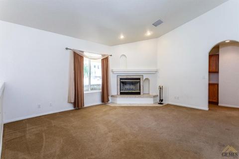 18041 Bowie St, Tehachapi, CA 93561 photo 6