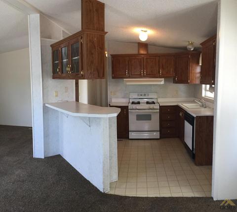 123 10th St #101, Taft, CA 93268 photo 3