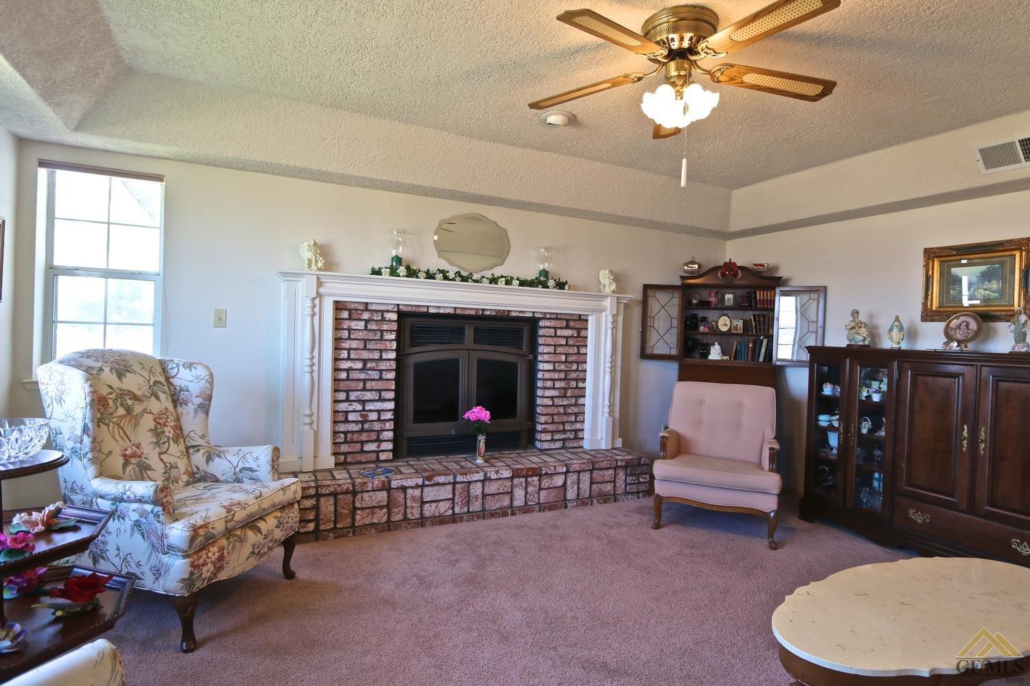 19340 Tucker Rd, Tehachapi, CA 93561 photo 6