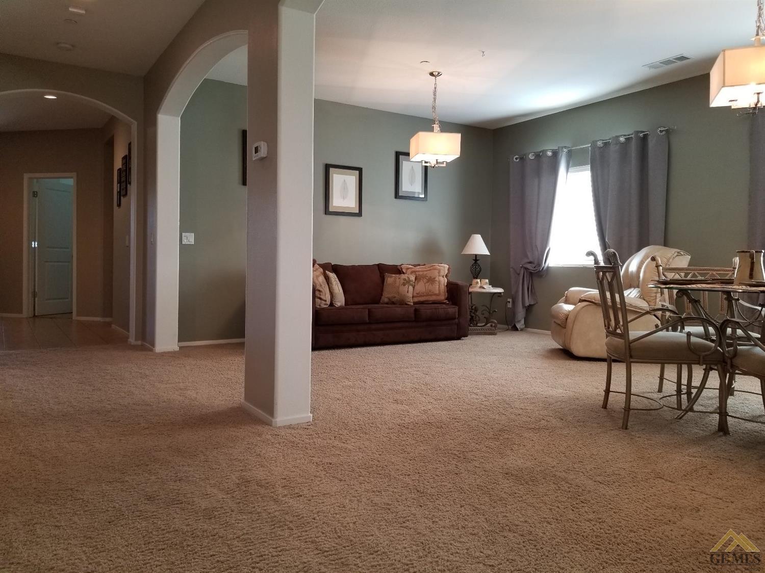4806 Basque St, Bakersfield, CA 93313 photo 3