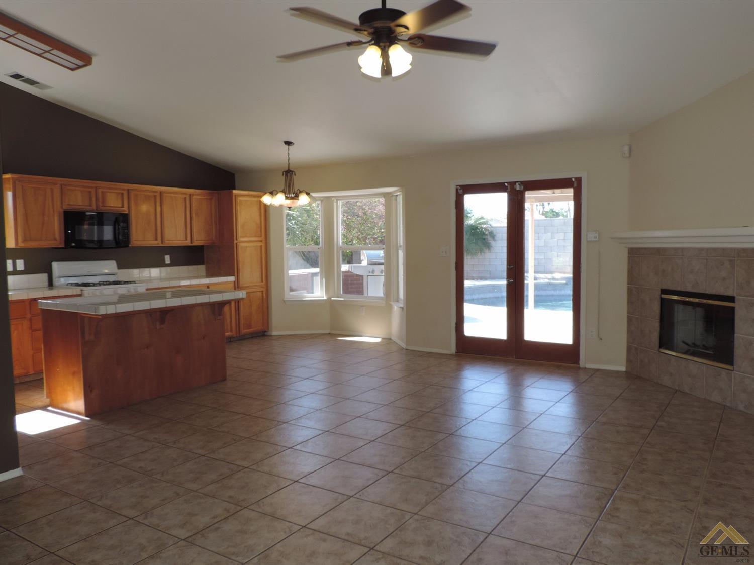 11618 Cotner Ave, Bakersfield, CA 93312 photo 6