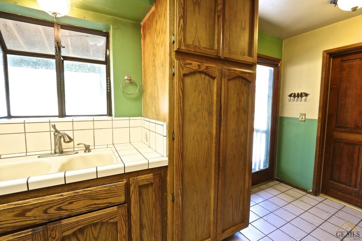 24180 San Juan Dr, Tehachapi, CA 93561 photo 12