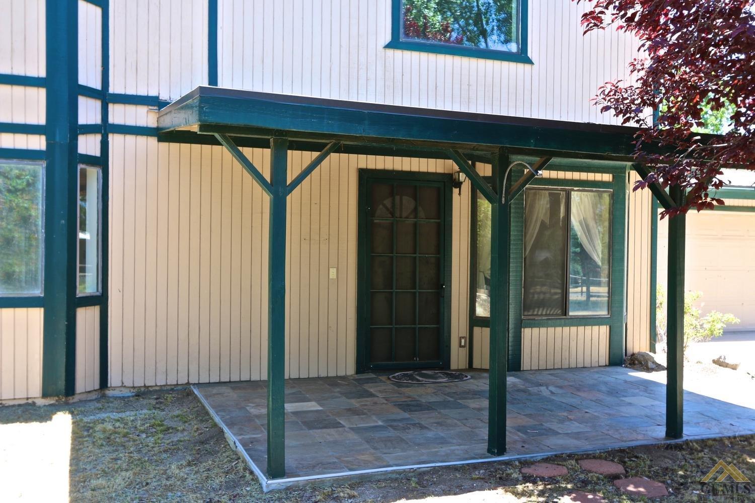 24180 San Juan Dr, Tehachapi, CA 93561 photo 5