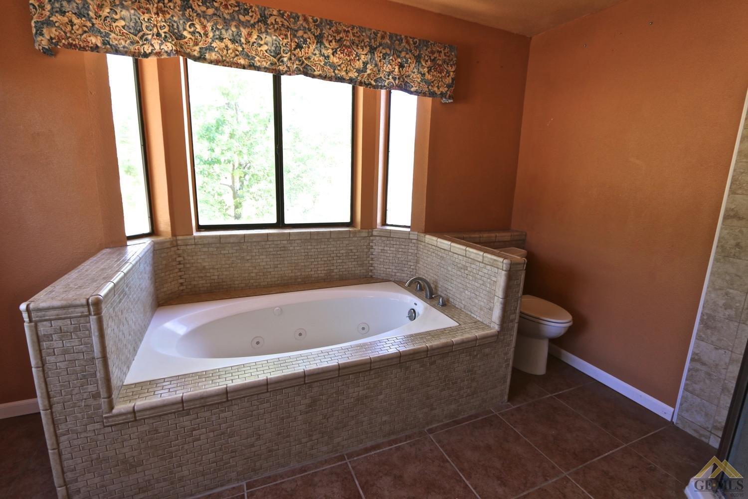 24180 San Juan Dr, Tehachapi, CA 93561 photo 21