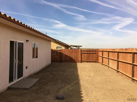 470 Pebble Beach Way, Wasco, CA 93280 photo 9
