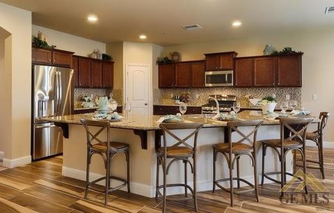 9505 Mountain Peak, Shafter, CA 93263 photo 2