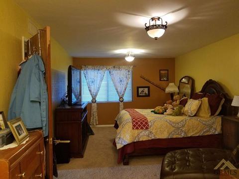 321 S 10th St, Taft, CA 93268 photo 11