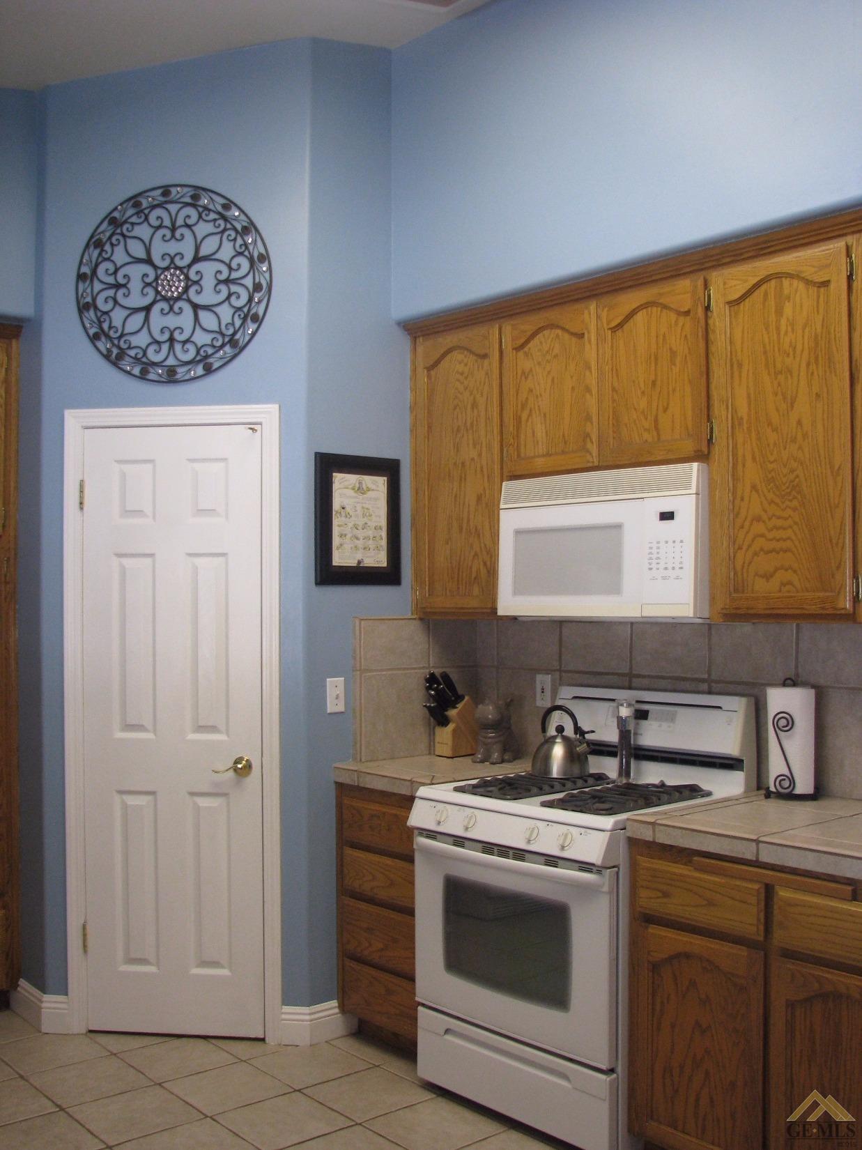 10000 Jersey Bounce Dr, Bakersfield, CA 93312 photo 6