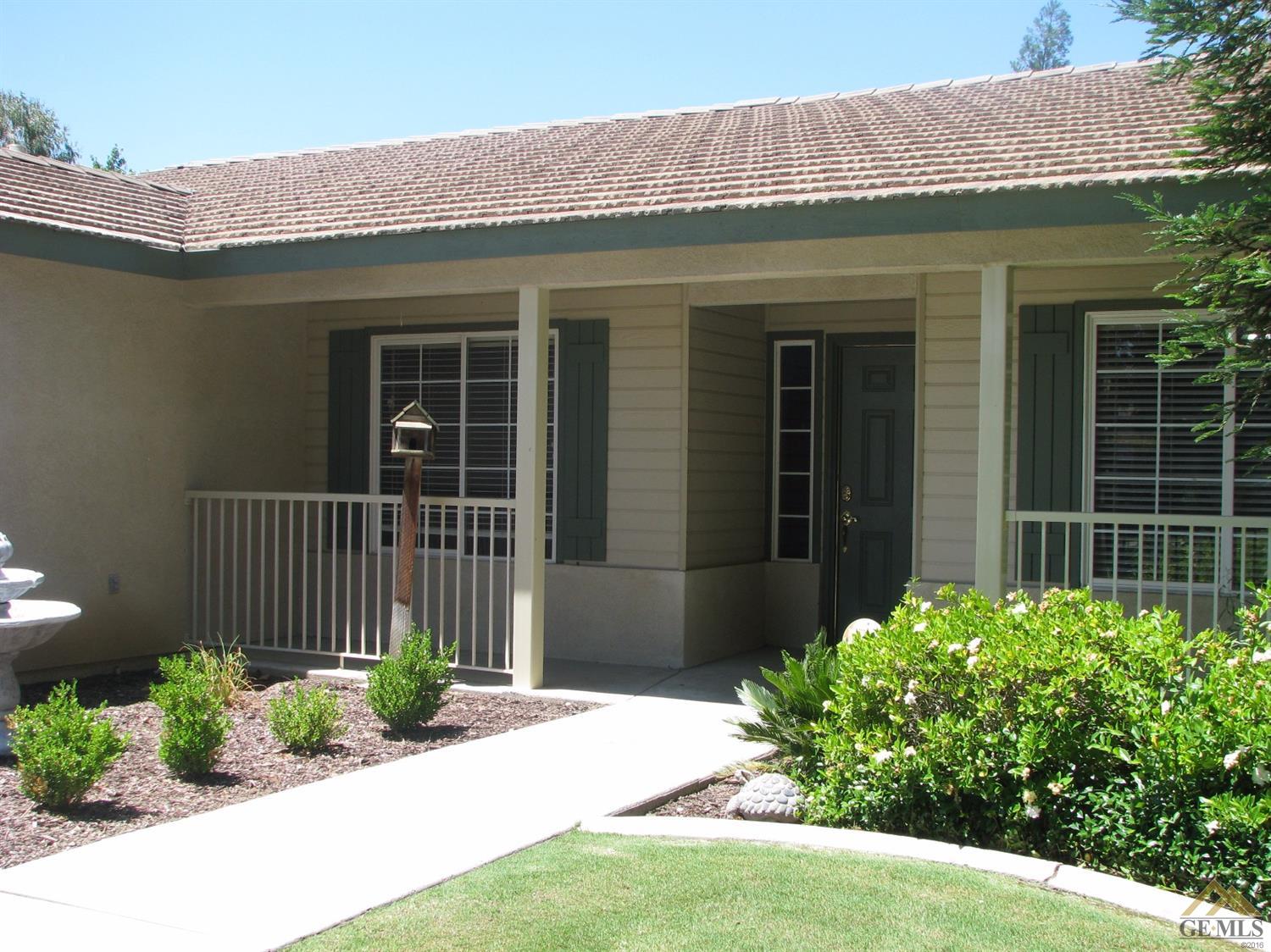 10000 Jersey Bounce Dr, Bakersfield, CA 93312 photo 3