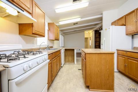 708 Willow Dr, Bakersfield, CA 93308 photo 10
