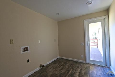 23101 Dart Dr, Tehachapi, CA 93561 photo 16
