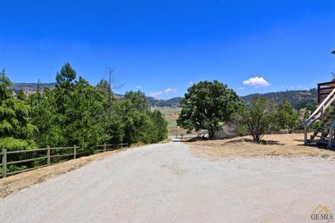 23101 Dart Dr, Tehachapi, CA 93561 photo 3