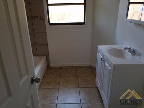 1502 Cecil Ave, Delano, CA 93215 photo 10