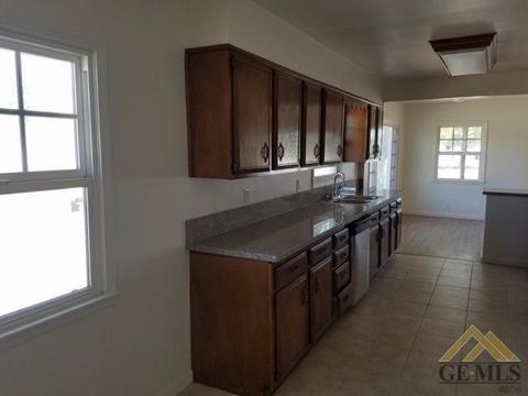 1502 Cecil Ave, Delano, CA 93215 photo 7