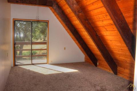 26681 Bear Valley Rd, Tehachapi, CA 93561 photo 5