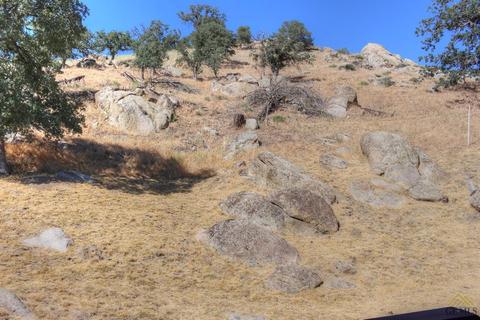 26681 Bear Valley Rd, Tehachapi, CA 93561 photo 3