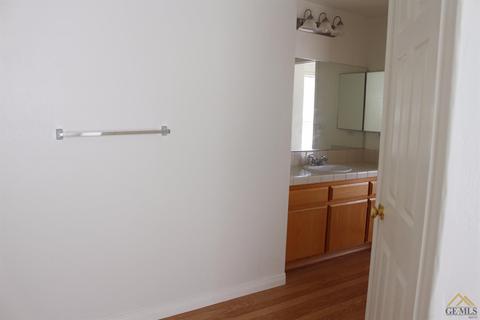 2104 Boyington Way, Bakersfield, CA 93301 photo 19