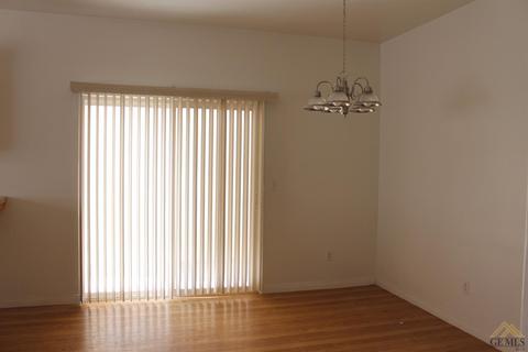 2104 Boyington Way, Bakersfield, CA 93301 photo 7