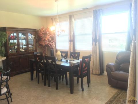 2806 Rising Mist Ln, Bakersfield, CA 93313 photo 16