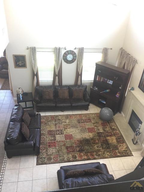 2806 Rising Mist Ln, Bakersfield, CA 93313 photo 8