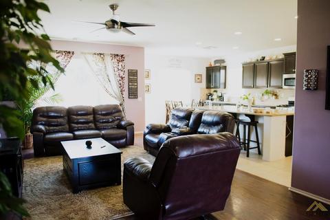 4611 Basque St, Bakersfield, CA 93313 photo 6
