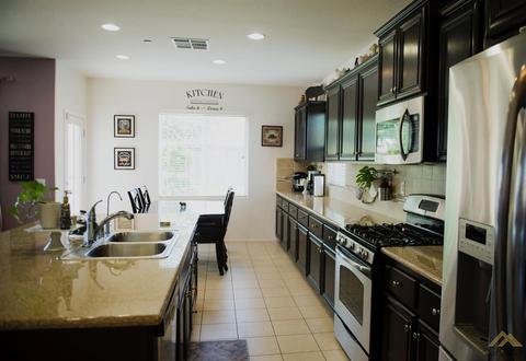 4611 Basque St, Bakersfield, CA 93313 photo 8