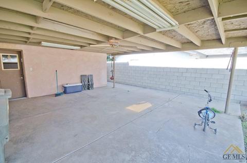 4400 Thatch Ave, Bakersfield, CA 93313 photo 13