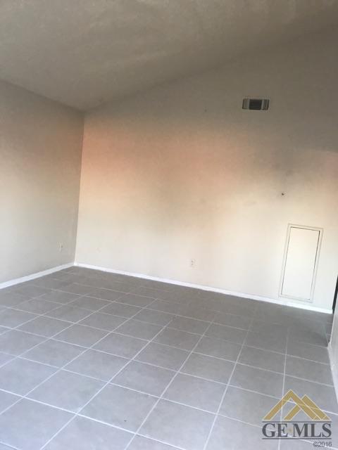 201 20th Ave, Delano, CA 93215 photo 4