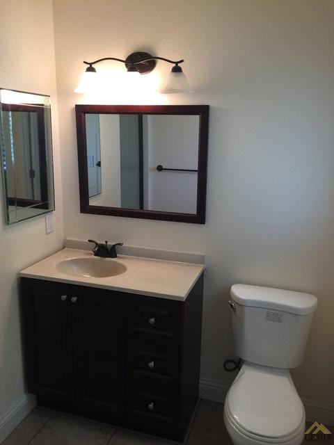 523 Harrison St, Taft, CA 93268 photo 22