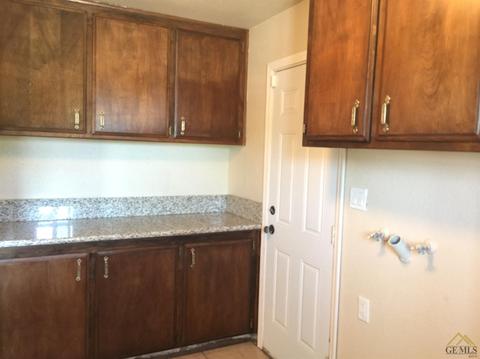 523 Harrison St, Taft, CA 93268 photo 24