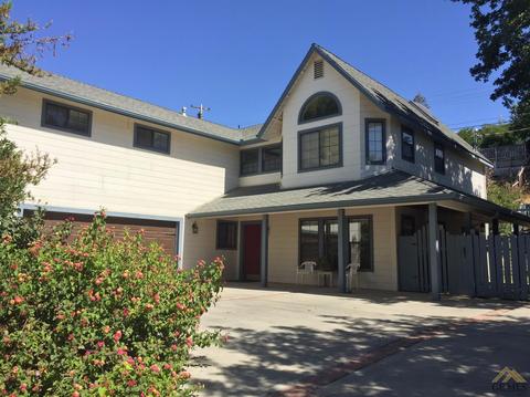 727 Philippine St, Taft, CA 93268 photo 2