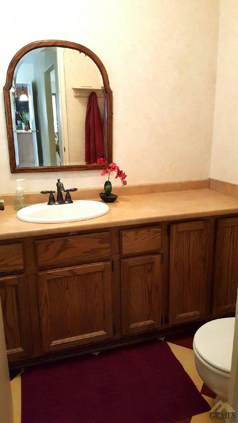 727 Philippine St, Taft, CA 93268 photo 6