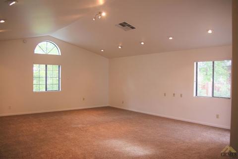 727 Philippine St, Taft, CA 93268 photo 17