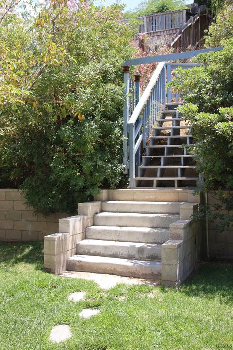 727 Philippine St, Taft, CA 93268 photo 22