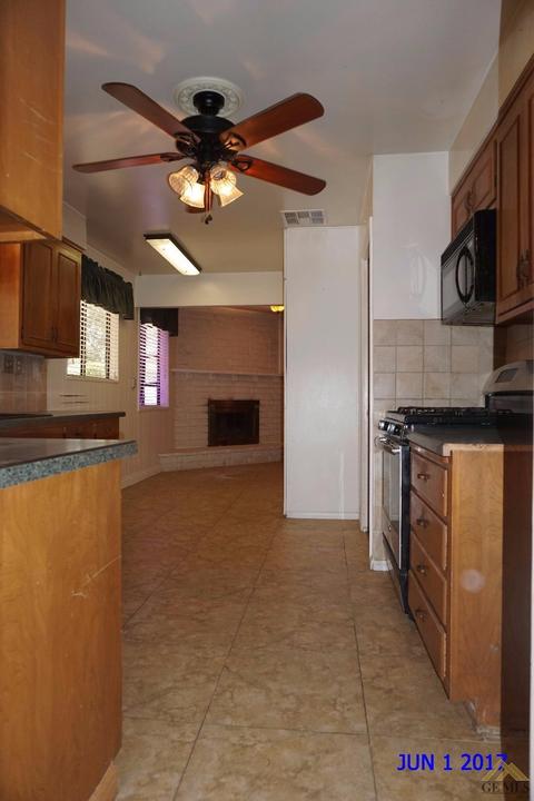 909 Cedar Ave, Wasco, CA 93280 photo 6