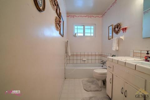 304 E Woodrow St, Taft, CA 93268 photo 15