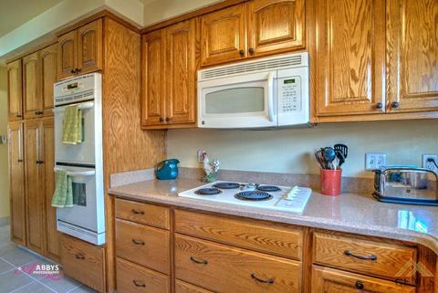 304 E Woodrow St, Taft, CA 93268 photo 10