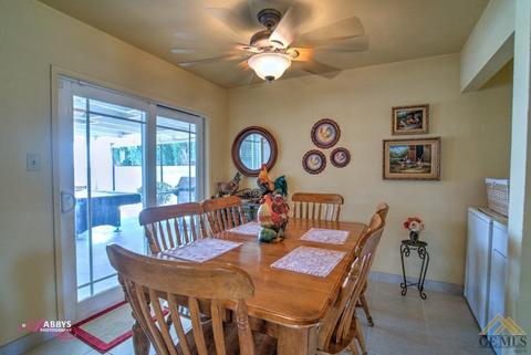 304 E Woodrow St, Taft, CA 93268 photo 12