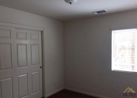 6419 Declaration Way, Bakersfield, CA 93313 photo 9