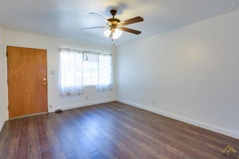 514 Easter St, Bakersfield, CA 93307 photo 4