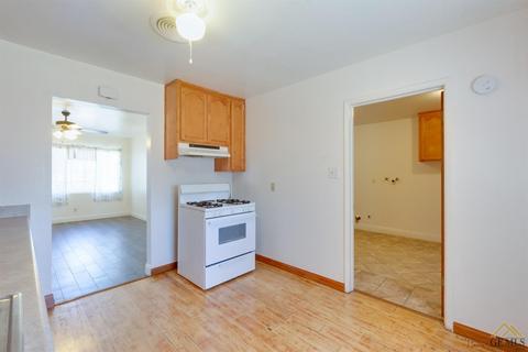 514 Easter St, Bakersfield, CA 93307 photo 8