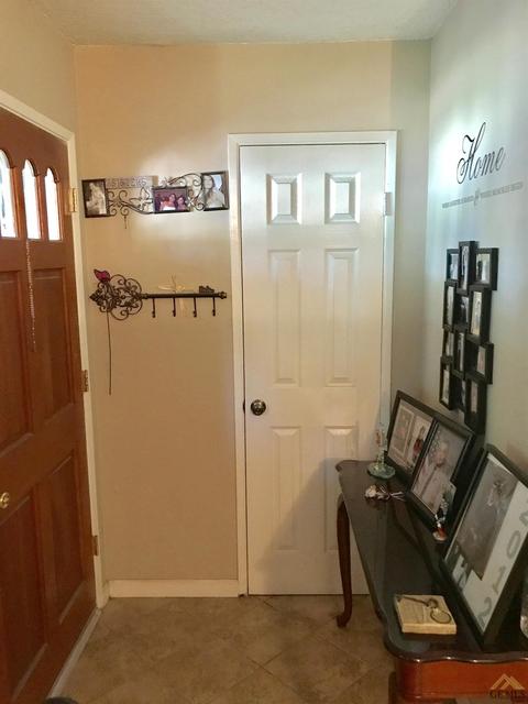 731 Central Ave, Shafter, CA 93263 photo 3