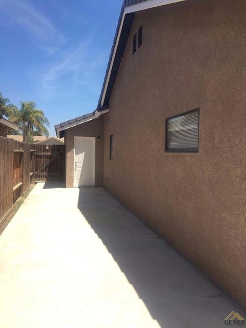 1833 Cherrytree Way, Wasco, CA 93280 photo 27