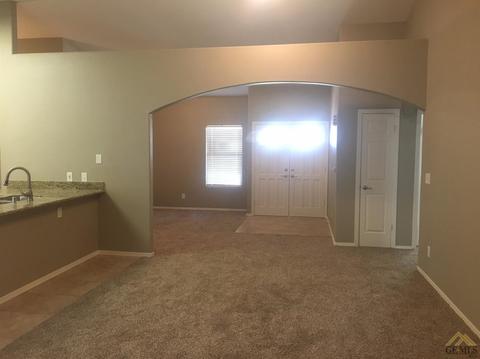 1833 Cherrytree Way, Wasco, CA 93280 photo 3