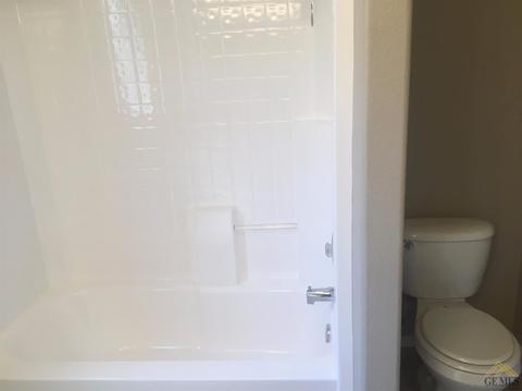 1833 Cherrytree Way, Wasco, CA 93280 photo 18